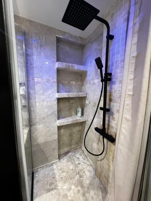 Appartement Convivial Pour Sejourner Le Kremlin-Bicetre ภายนอก รูปภาพ